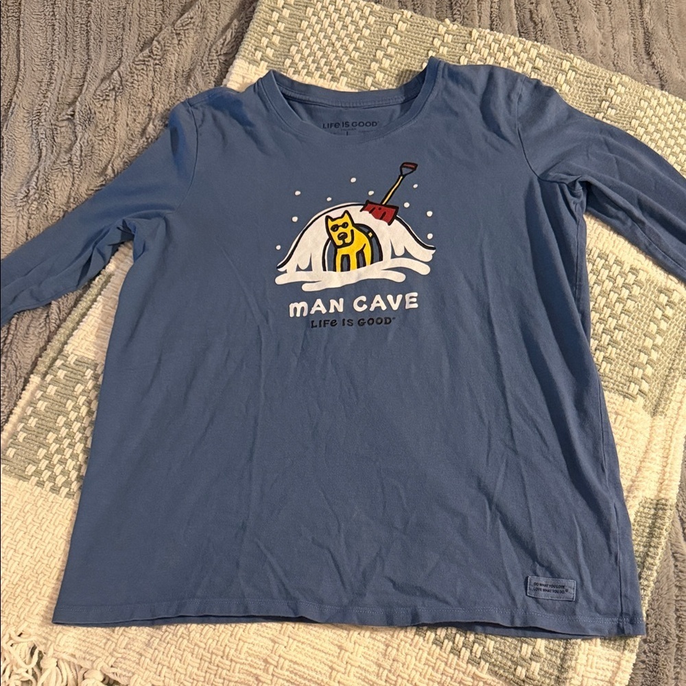 Women’s Life Is Good Blue 'Man Cave' Long Sleeve Graphic Tee💙